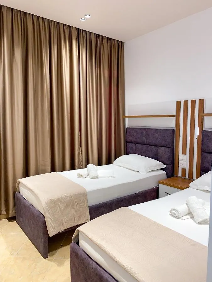 Hotel Meta Ksamil 4*,