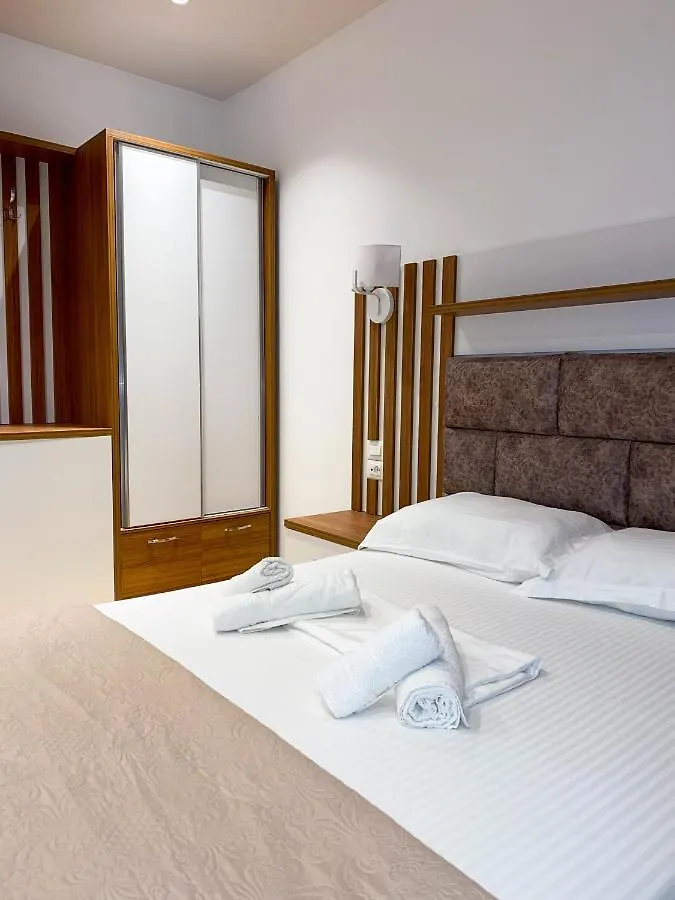 Hotel Meta Ksamil 4*,  Albanien