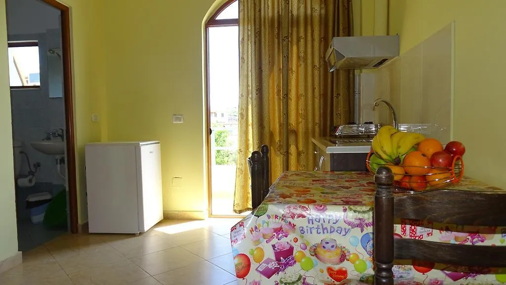 Hotel Meta كساميل