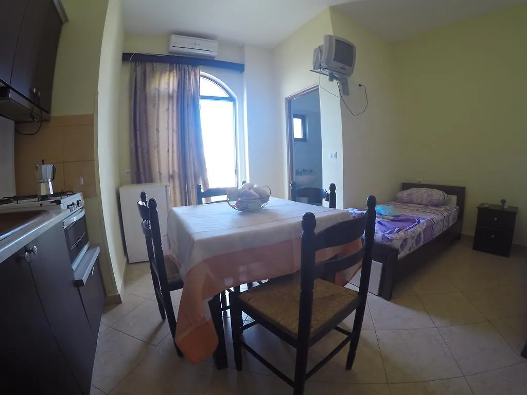 Hotel Meta Ksamil 4*,